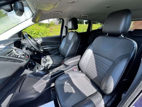 Ford Kuga 2.0 Kuga Titanium 4x4 TDCI 4WD 5dr 25
