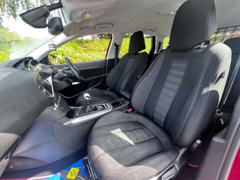 Peugeot 308 1.6 308 Allure SW HDi S/S 5dr 22