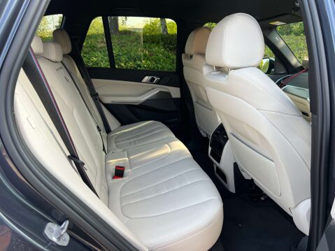 BMW X5 3.0 X5 xDrive 30d M Sport MHEV Auto 4WD 5dr 17
