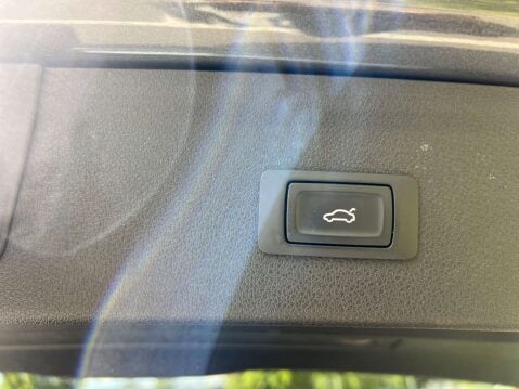 Audi Q3 2.0 Q3 Black Edition TDI Quattro 4WD 5dr 37