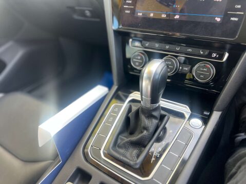 Volkswagen Arteon 2.0 Arteon Elegance TSi Semi-Auto 5dr 32