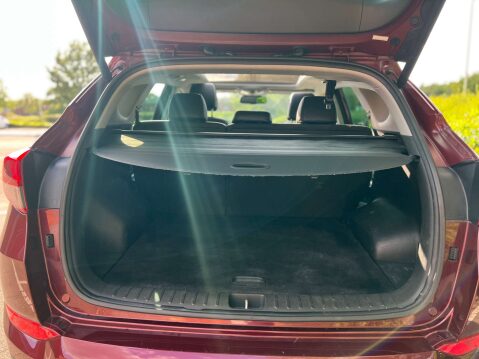 Hyundai TUCSON 2.0 Tucson Premium SE CRDi 4WD 5dr 38