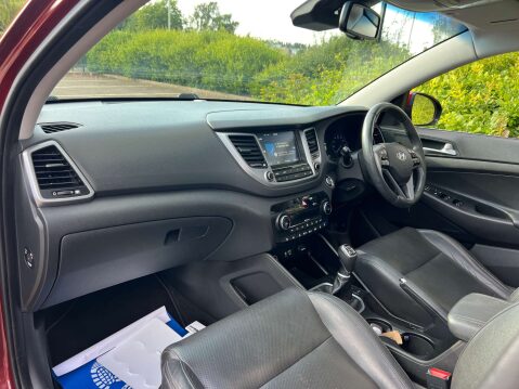 Hyundai TUCSON 2.0 Tucson Premium SE CRDi 4WD 5dr 35