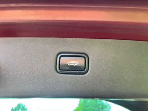 Hyundai TUCSON 2.0 Tucson Premium SE CRDi 4WD 5dr 39