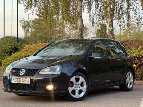 Volkswagen Golf GTI 11