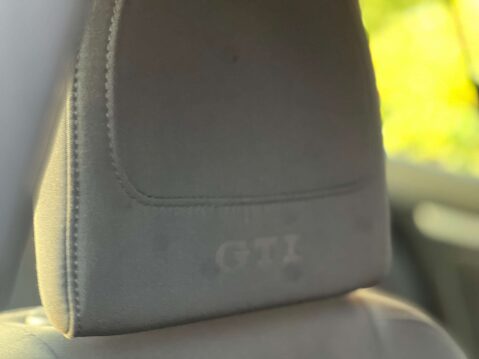 Volkswagen Golf GTI 20