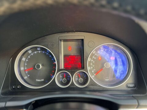 Volkswagen Golf GTI 25