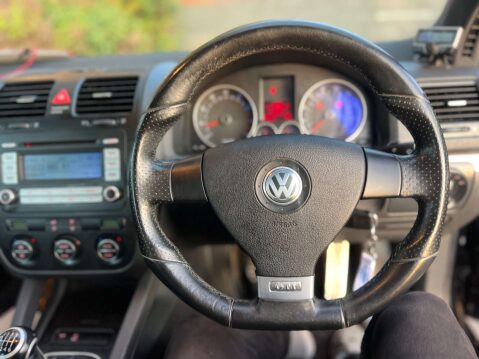 Volkswagen Golf GTI 24