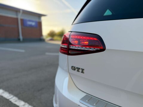 Volkswagen Golf 2.0 Golf GTI 5dr 17