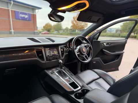 Porsche Macan 3.0 Macan S D Semi-Auto 4WD 5dr 17