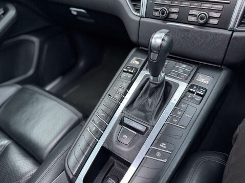 Porsche Macan 3.0 Macan S D Semi-Auto 4WD 5dr 20
