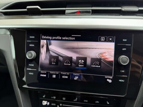 Volkswagen Arteon 2.0 Arteon Elegance TDI Semi-Auto 5dr 33