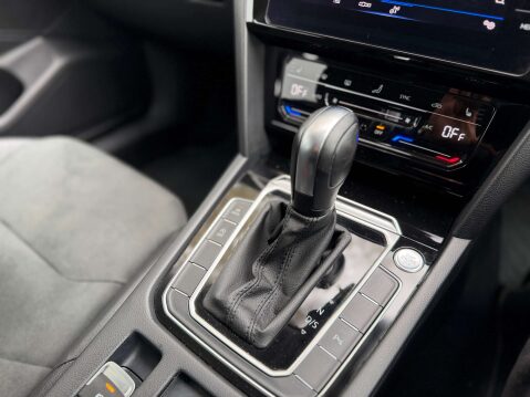 Volkswagen Arteon 2.0 Arteon Elegance TDI Semi-Auto 5dr 29