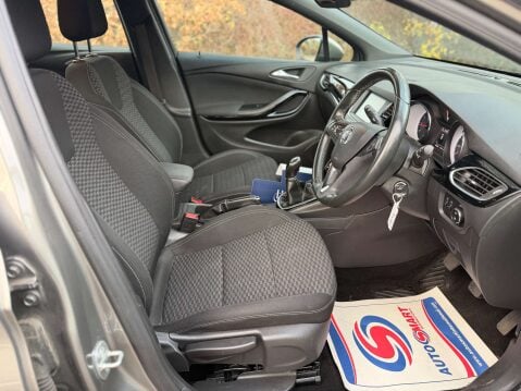 Vauxhall Astra 1.4 Astra SRI 5dr 10