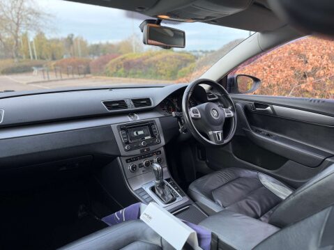 Volkswagen Passat 2.0 Passat Executive Style TDI BlueMotion Technology Semi-Auto 5dr 29