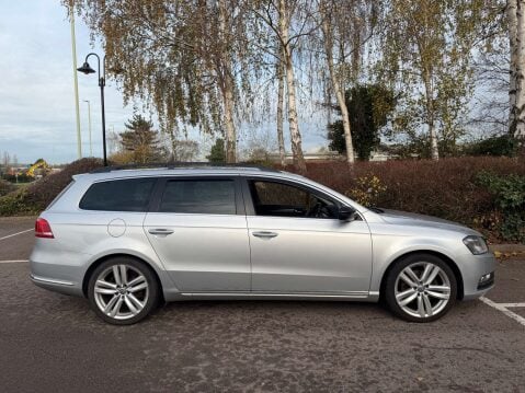 Volkswagen Passat 2.0 Passat Executive Style TDI BlueMotion Technology Semi-Auto 5dr 9