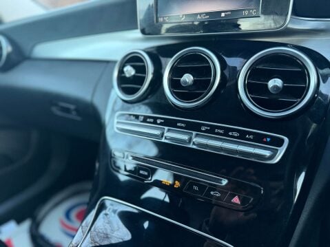 Mercedes-Benz C Class 2.1 C220 Sport Bluetec Auto 4dr 21