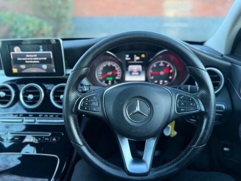 Mercedes-Benz C Class 2.1 C220 Sport Bluetec Auto 4dr 17