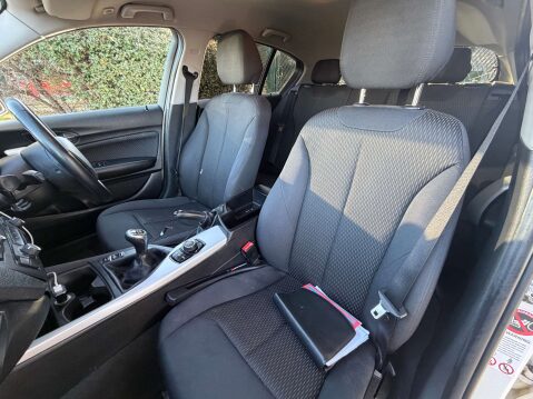 BMW 1 Series 2.0 116d ES 5dr 11