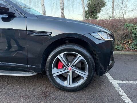 Jaguar F-Pace 3.0 F-Pace V6 S AWD i Auto 4WD 5dr 36