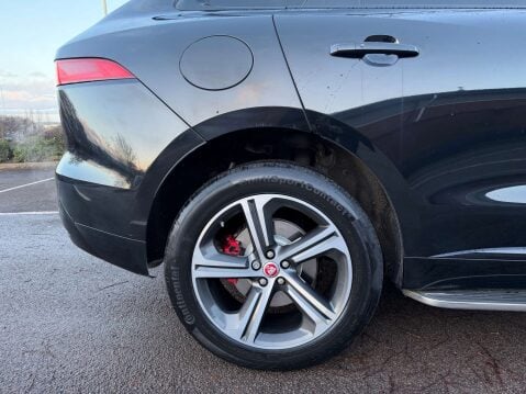 Jaguar F-Pace 3.0 F-Pace V6 S AWD i Auto 4WD 5dr 37
