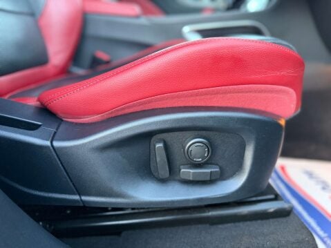 Jaguar F-Pace 3.0 F-Pace V6 S AWD i Auto 4WD 5dr 17