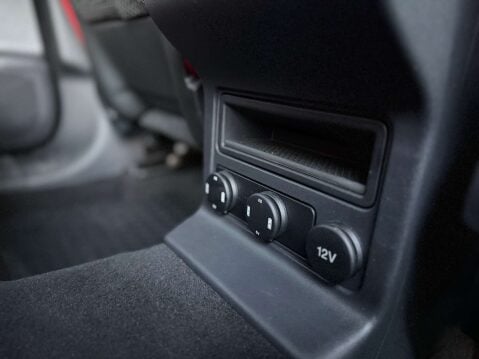 Jaguar F-Pace 3.0 F-Pace V6 S AWD i Auto 4WD 5dr 8