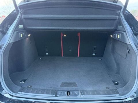 Jaguar F-Pace 3.0 F-Pace V6 S AWD i Auto 4WD 5dr 27