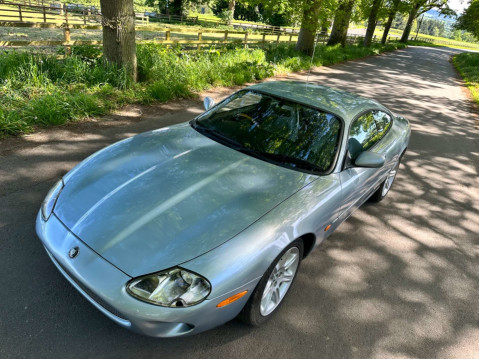 Jaguar XK8 4.2 Coupe 2dr Petrol Automatic (284 g/km, 300 bhp) 10