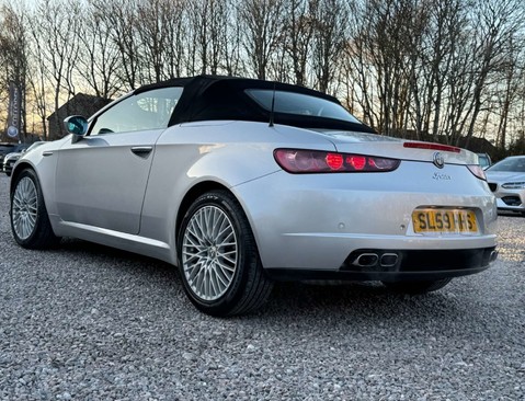 Alfa Romeo Spider 2.2 Spider JTS 2dr 3