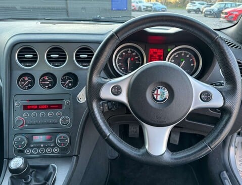 Alfa Romeo Spider 2.2 Spider JTS 2dr 26