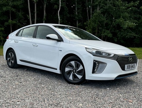 Hyundai IONIQ 1.6 IONIQ Premium FHEV Semi-Auto 5dr 1