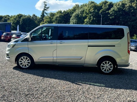 Ford Tourneo 2.0 Tourneo Custom 320 Titanium EcoBlue Auto 4dr 6