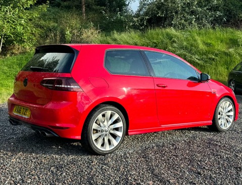 Volkswagen Golf 2.0 Golf R DSG 4WD 3dr 3