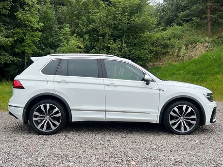 Volkswagen Tiguan 2.0 TDI R-Line Tech SUV 5dr Diesel Manual 4Motion Euro 6 (s/s) (150 ps)