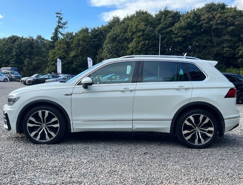 Volkswagen Tiguan 2.0 TDI R-Line Tech SUV 5dr Diesel Manual 4Motion Euro 6 (s/s) (150 ps) 6