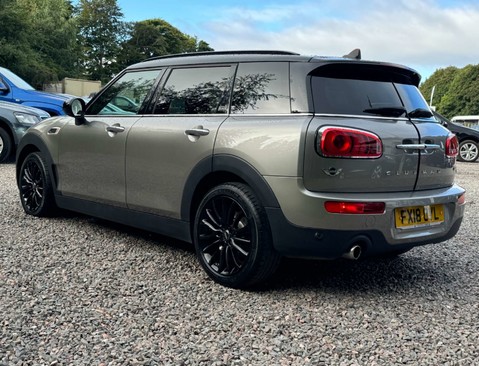 Mini Clubman 2.0 Clubman Cooper D Black 6dr 5