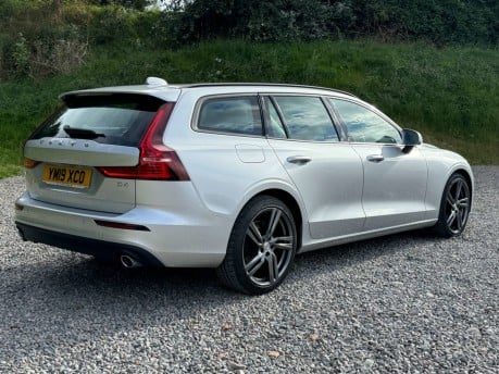 Volvo V60 2.0 V60 Momentum D4 Auto 5dr 3