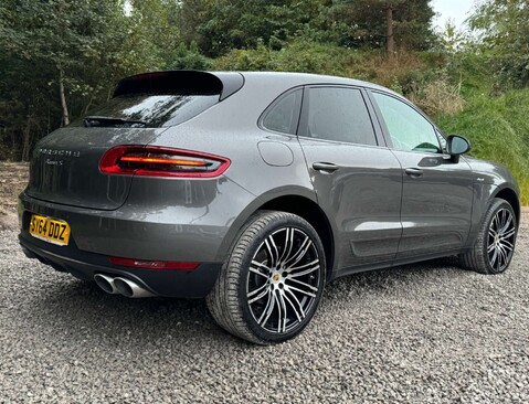 Porsche Macan 3.0 Macan S D Semi-Auto 4WD 5dr 3