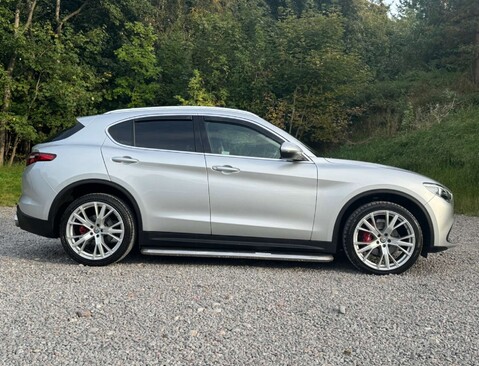 Alfa Romeo Stelvio 2.0 Stelvio Speciale TB AWD Auto 4WD 5dr 16