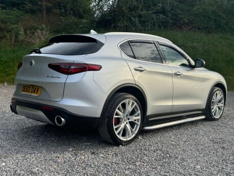 Alfa Romeo Stelvio 2.0 Stelvio Speciale TB AWD Auto 4WD 5dr 17