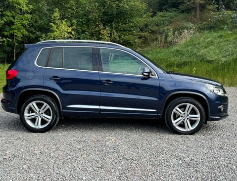 Volkswagen Tiguan 2.0 Tiguan R-Line TDI BlueMotion Technology 4Motion Semi-Auto 4WD 5dr 2