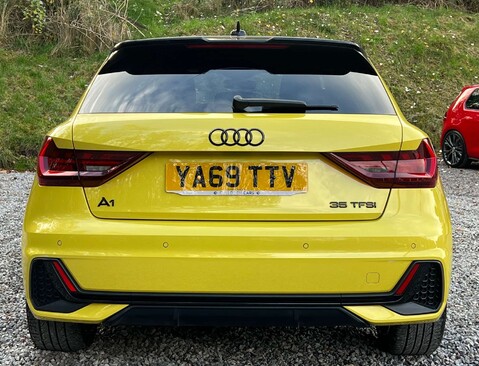 Audi A1 1.5 A1 Sportback 35 TFSI S Line Style Edition Semi-Auto 5dr 4