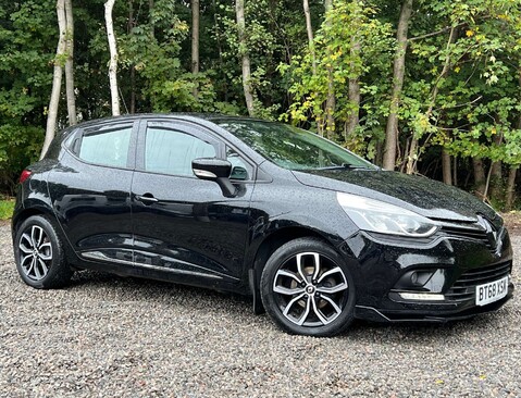 Renault Clio 0.9 Clio Play TCe 5dr 1