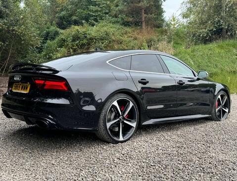 Audi A7 4.0 RS 7 Sportback TFSI V8 Quattro Auto 4WD 5dr 3