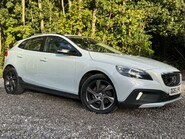 Volvo V40 1.6 V40 Cross Country Luxury D2 Auto 5dr 1