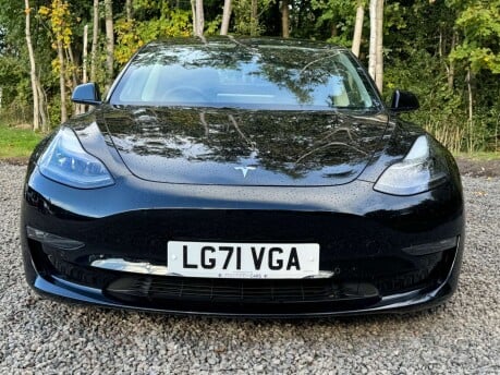 Tesla Model 3 Model 3 Long Range AWD 4WD 4dr 7