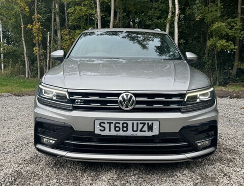 Volkswagen Tiguan 2.0 Tiguan R-Line TDI 4Motion Semi-Auto 4WD 5dr 10