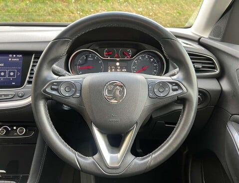 Vauxhall Grandland X 1.2 Grandland X Sport Nav T S/S 5dr 26