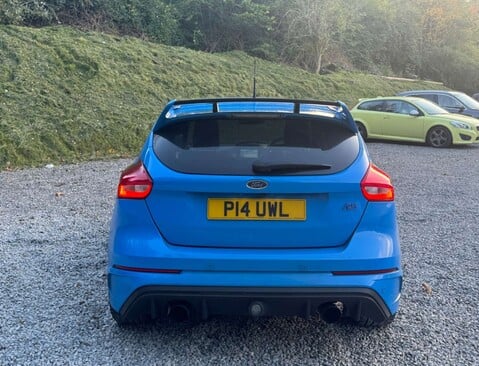 Ford Focus 2.3 Focus RS 4WD 5dr 4